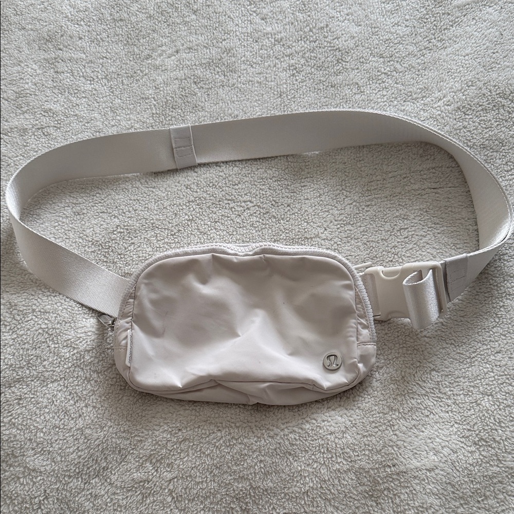 Lululemon Belt Bag Long Strap